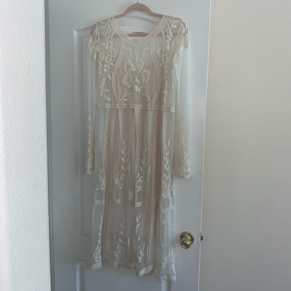 Zara lace dress!